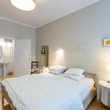Helvetia 2d Apartment *